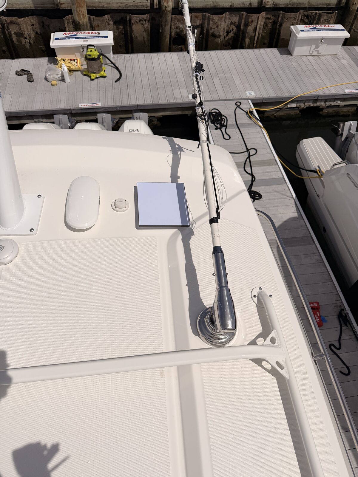 Helm install — Starlink Mini on a Boston Whaler bow at MarineMax in Connecticut